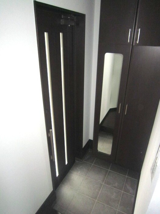 鴬の森町1貸家の物件内観写真