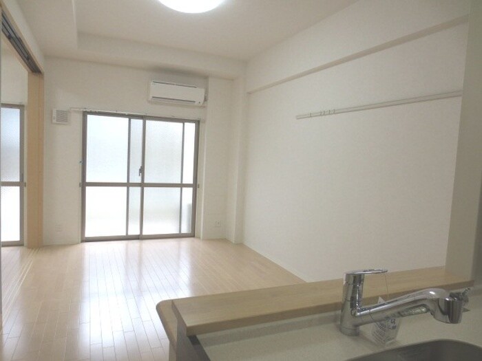 クリスタルコ－トの物件内観写真