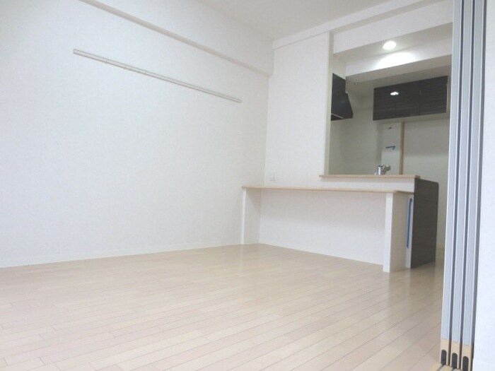 クリスタルコ－トの物件内観写真