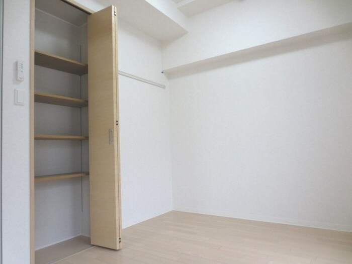 クリスタルコ－トの物件内観写真