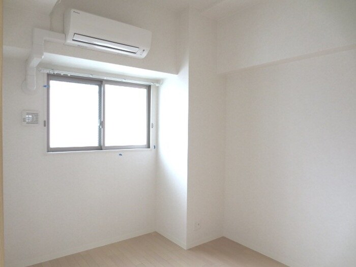 クリスタルコ－トの物件内観写真