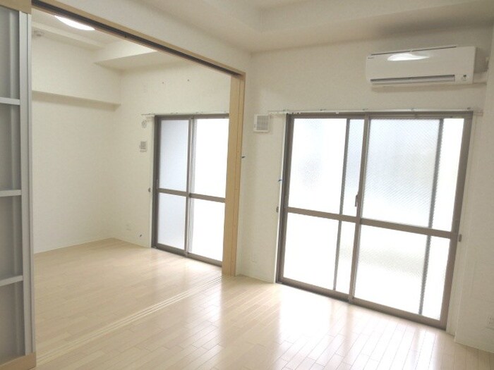 クリスタルコ－トの物件内観写真