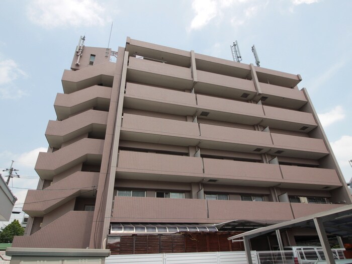 セリーゼ茨木の物件外観写真