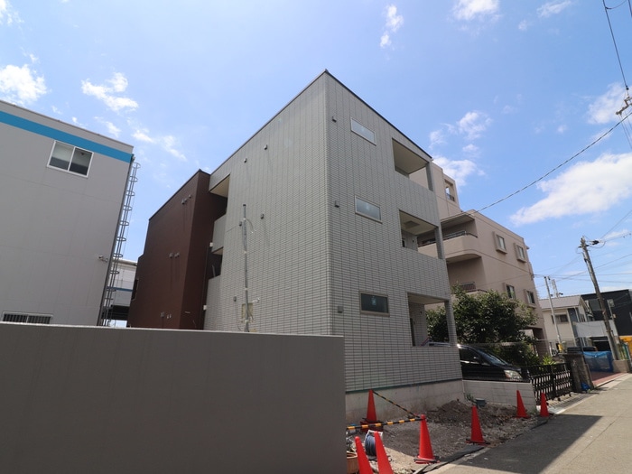 ラエタニテの物件外観写真