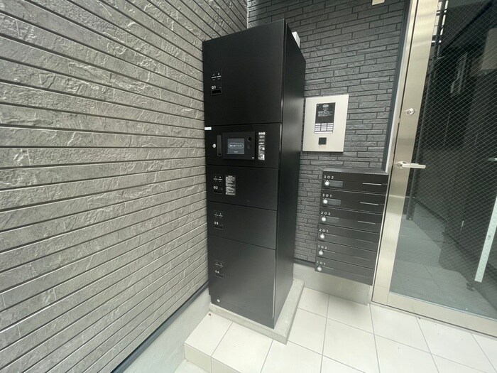 ハーモニーテラス納所町の物件外観写真