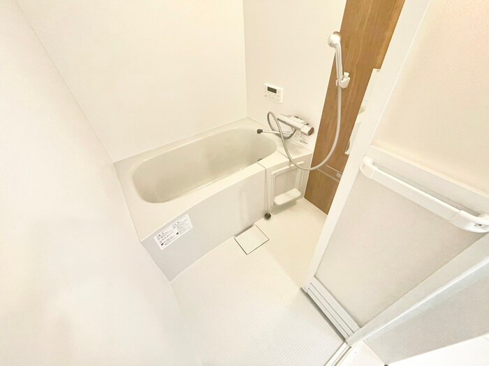 ハーモニーテラス納所町の物件内観写真