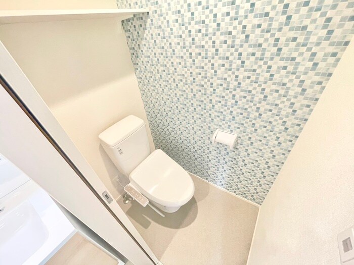 ハーモニーテラス納所町の物件内観写真