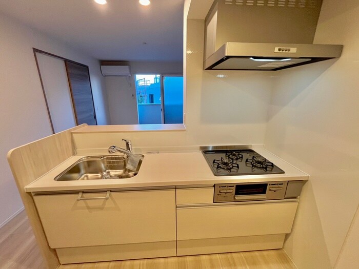 コンフォール赤坂の物件内観写真