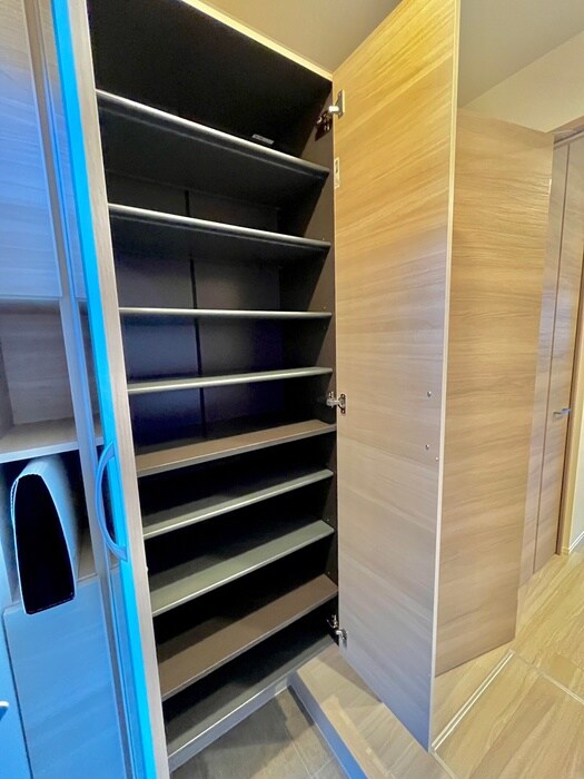 コンフォール赤坂の物件内観写真