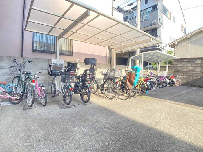 ハイツロイヤルジェムの物件外観写真