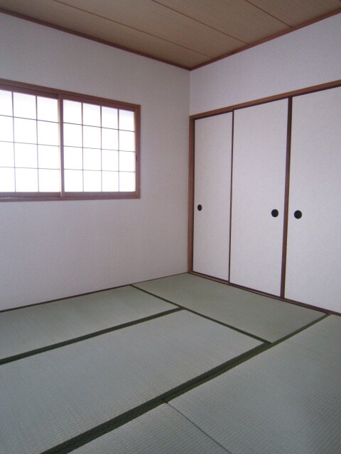 ハイツロイヤルジェムの物件内観写真