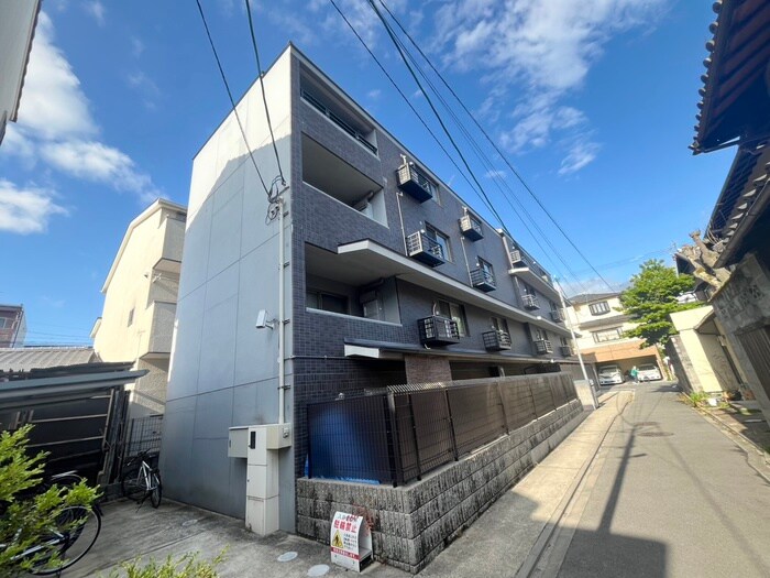 i.レジデンス御所北の物件外観写真