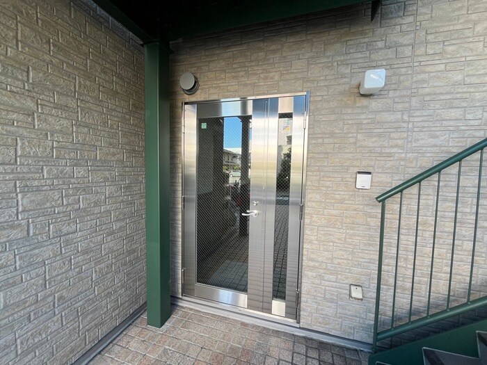 Ｐスマイルカーサ　バラ公園の物件外観写真