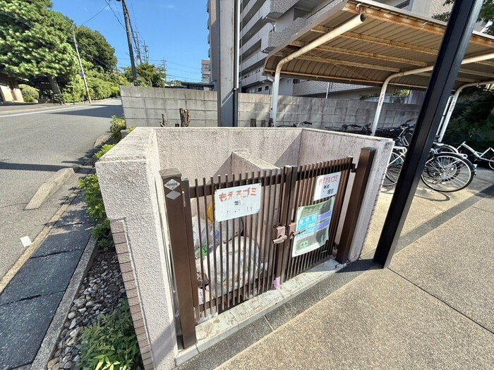 コ－ト木幡の物件外観写真