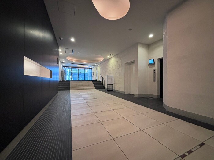 四条烏丸クロスマーク（619）の物件外観写真