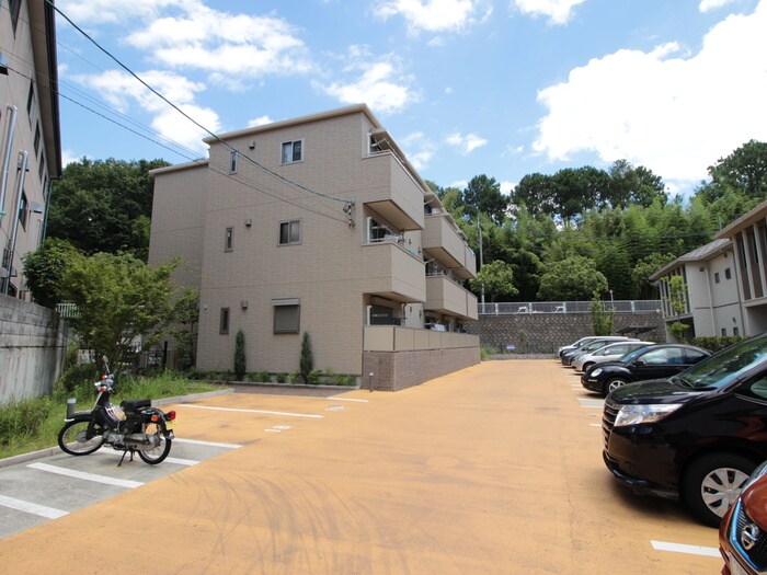 エスポワール・アイ北春日丘Ⅱの物件外観写真