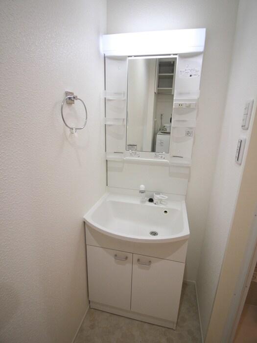 震雲マンションの物件内観写真