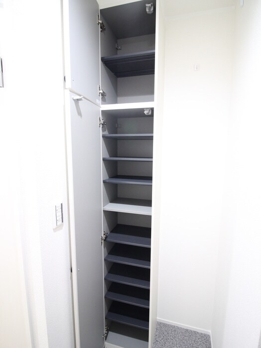 震雲マンションの物件内観写真