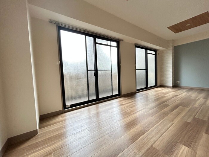 アドヴァンスコート緑地の物件内観写真