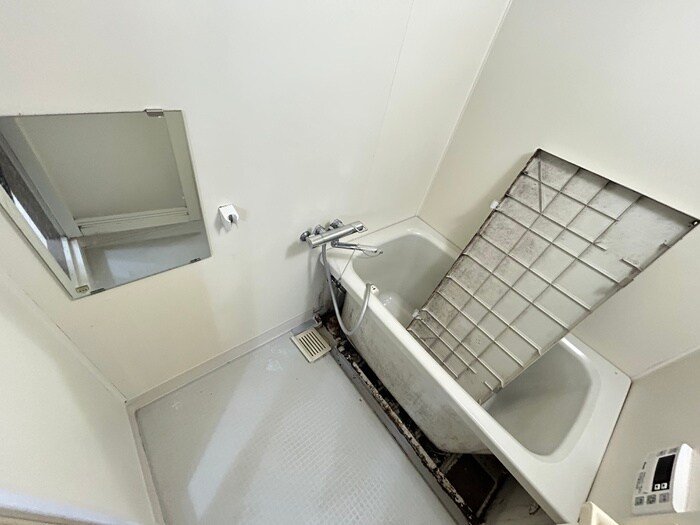 アドヴァンスコート緑地の物件内観写真