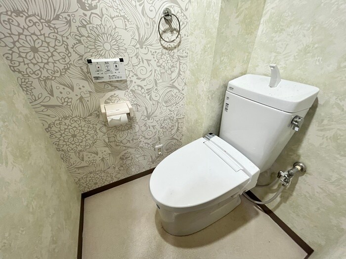 アドヴァンスコート緑地の物件内観写真