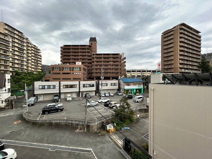 アドヴァンスコート緑地の物件内観写真