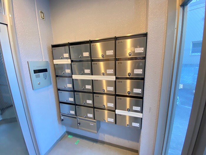 メゾンコスモスの物件外観写真