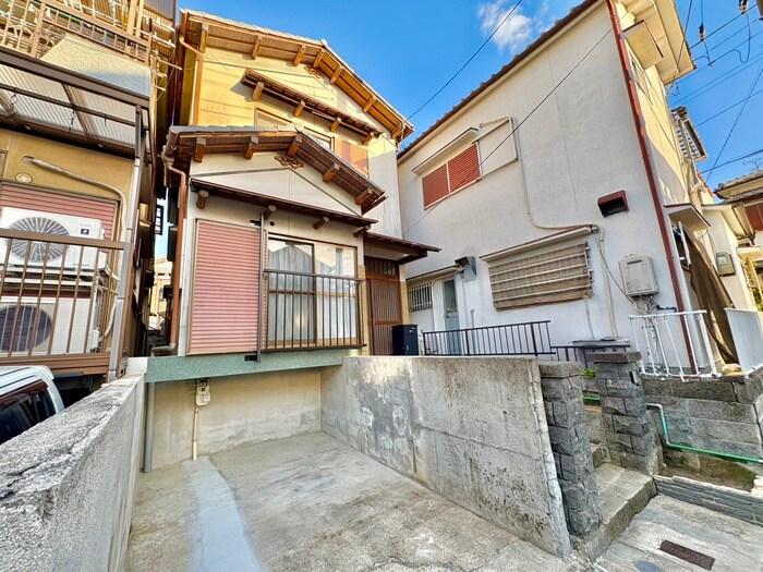 八幡市橋本糸ケ上戸建ての物件外観写真