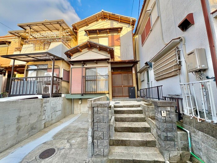 八幡市橋本糸ケ上戸建ての物件外観写真