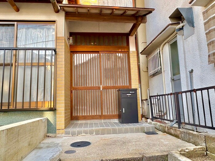 八幡市橋本糸ケ上戸建ての物件外観写真