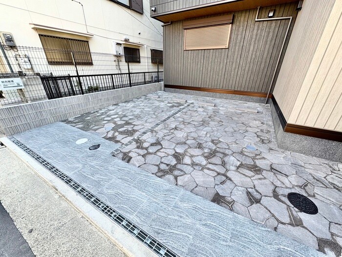 パサログランデ三条通の物件外観写真