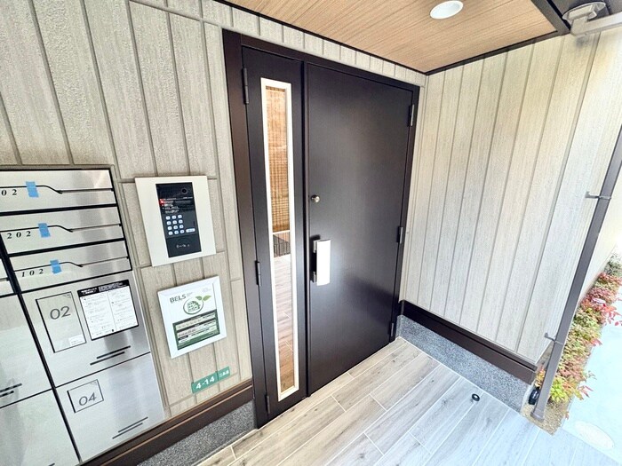 パサログランデ三条通の物件外観写真