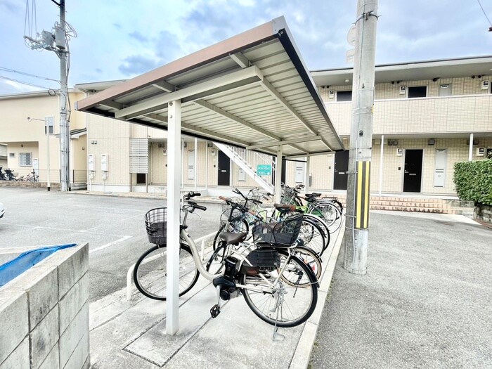 Ｆｒｏｎｔ　Ｈｏｕｓｅ　Ａ棟の物件外観写真