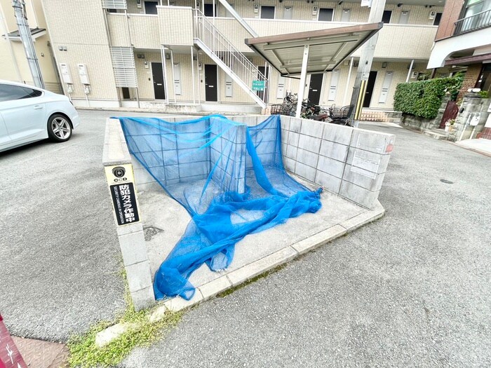 Ｆｒｏｎｔ　Ｈｏｕｓｅ　Ａ棟の物件外観写真