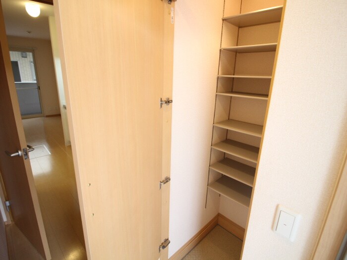 Ｆｒｏｎｔ　Ｈｏｕｓｅ　Ａ棟の物件内観写真