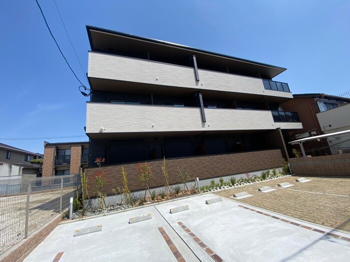 ヒカルサ堺市文珠橋通りⅠの物件外観写真