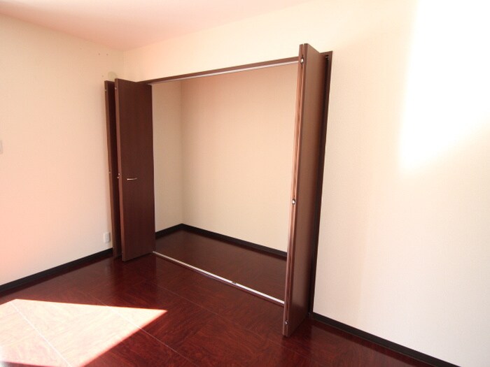 カレ・ブラン花住坂２の物件内観写真