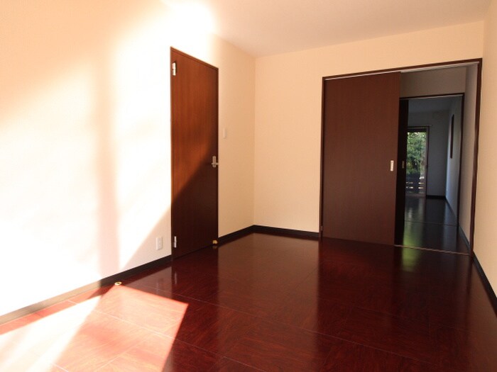 カレ・ブラン花住坂２の物件内観写真