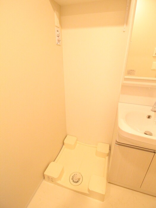 ﾌｧｰｽﾄﾌｨｵｰﾚ神戸駅前(1103)の物件内観写真