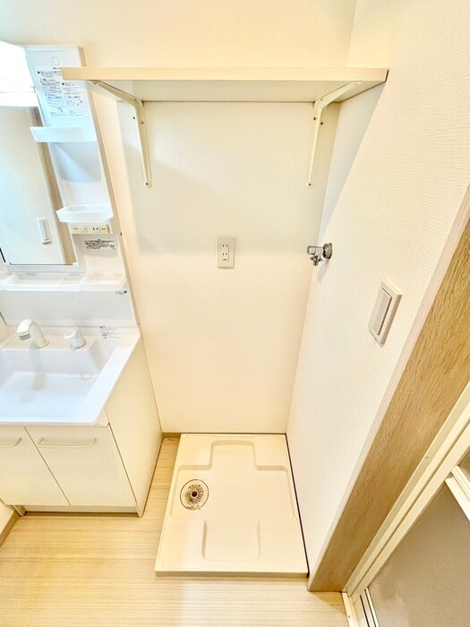 モダンアパートメント枚方三矢町の物件内観写真