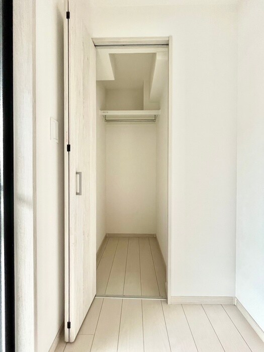 モダンアパートメント枚方三矢町の物件内観写真