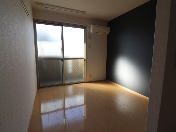 ルミエ－ルの物件内観写真