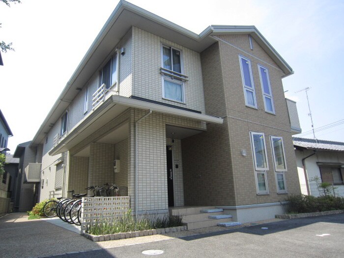 コリーナ島坂の物件外観写真