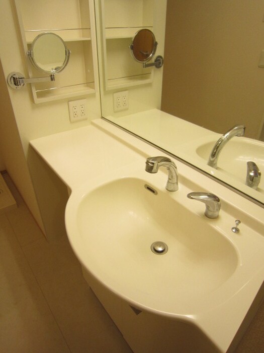 コリーナ島坂の物件内観写真