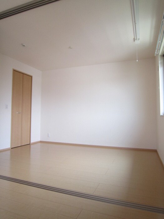 コリーナ島坂の物件内観写真