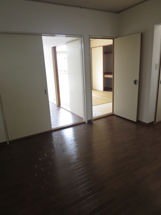 エステートピア桐の物件内観写真