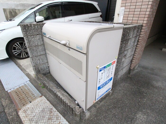 カサモラ－ダ船場（６－８号室）の物件外観写真