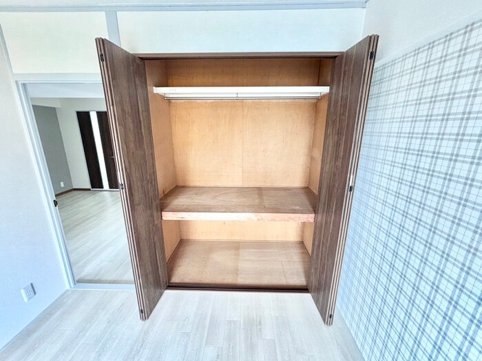 ウエスト・ストリームの物件内観写真