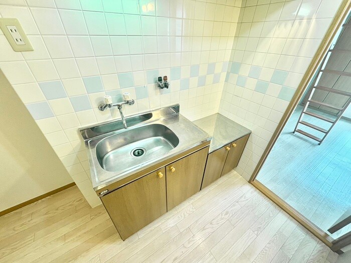 オズレジデンス鶴見の物件内観写真