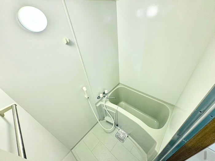 オズレジデンス鶴見の物件内観写真